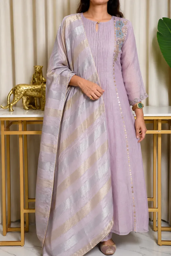 Gulzar_Mulchanderi_Embroidered_3_Piece_Suit_Set