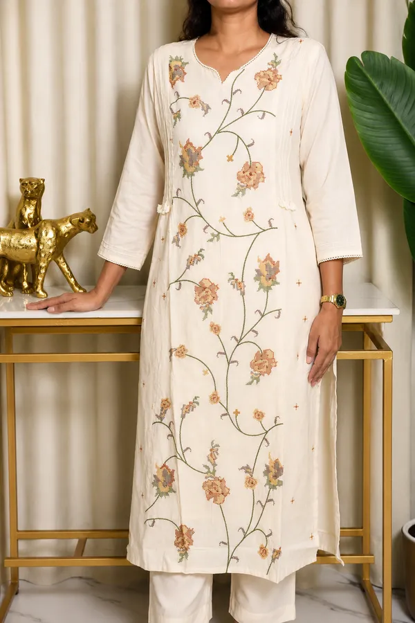 Gulnaar_Grace_Cotton_3_Piece_Suit_Set