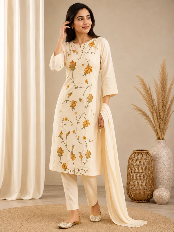 Gulnaar_Grace_Cotton_3_Piece_Suit_Set