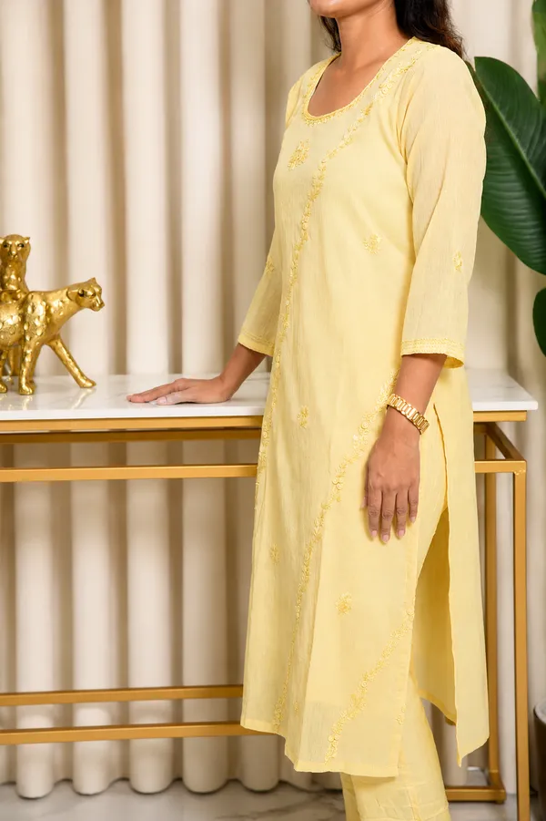 Sunehri_Gulab_Cotton_Chanderi_3_Piece_Suit_Set