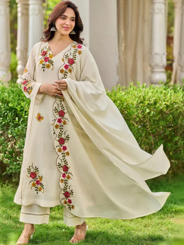 Cream_Embroidered_Straight_Kurta_Set_for_Women