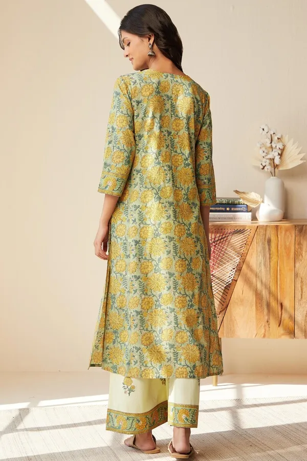 Green_Floral_Print_Straight_Kurta_Set_for_Women