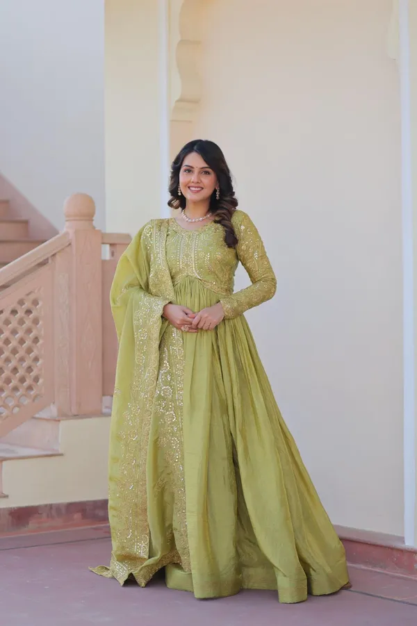 Green_Mull_Roman_Anarkali_Suit_Set_For_Women