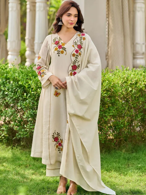Cream_Embroidered_Straight_Kurta_Set_for_Women