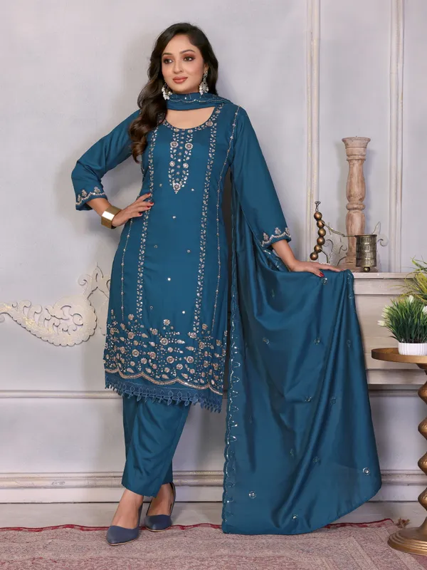 Teal_Mall_Roman_Embroidered_Suit_Set_For_Women