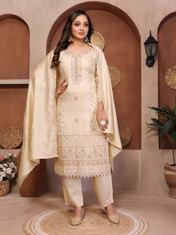 Cream_Mall_Roman_Straight_Kurta_Set_for_Women