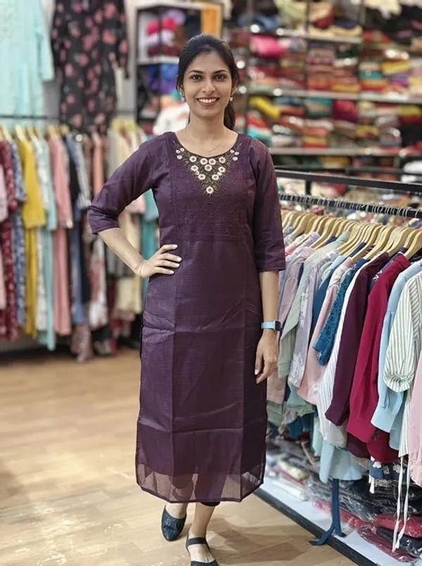Blue_Textured_Straight_Kurta_For_Women