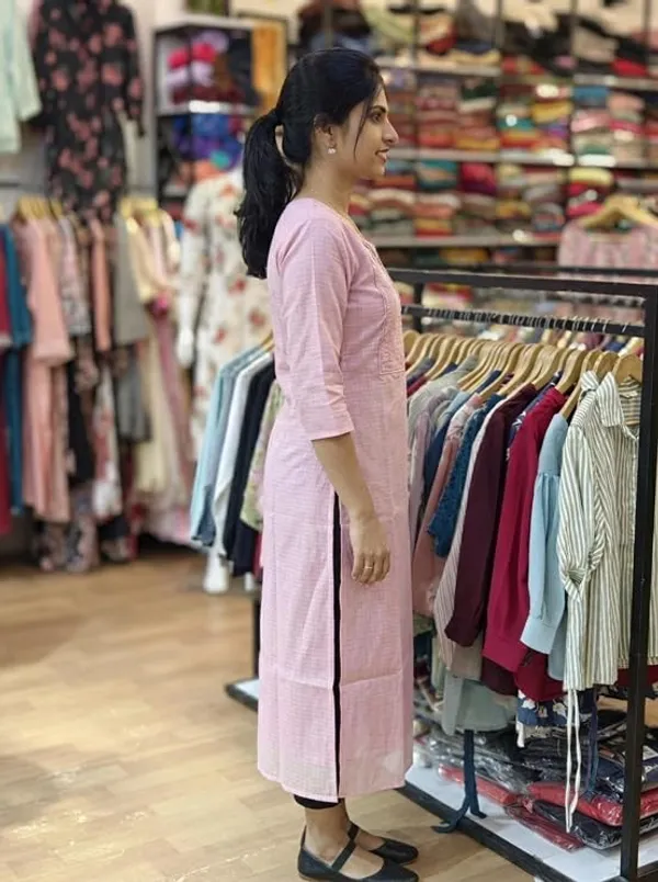 Blue_Textured_Straight_Kurta_For_Women