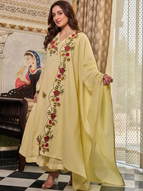 Beige_Embroidered_Ethnic_Kurta_Set_for_Women