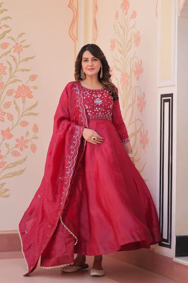 Maroon_Roman_Viscose_Embroidered_Suit_Set_for_Women