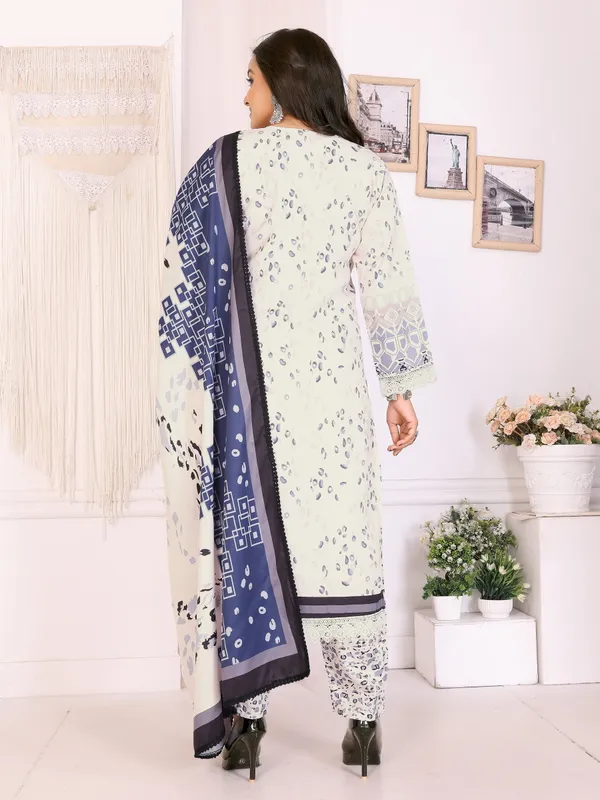 White_Printed_Straight_Kurta_Set_For_Women