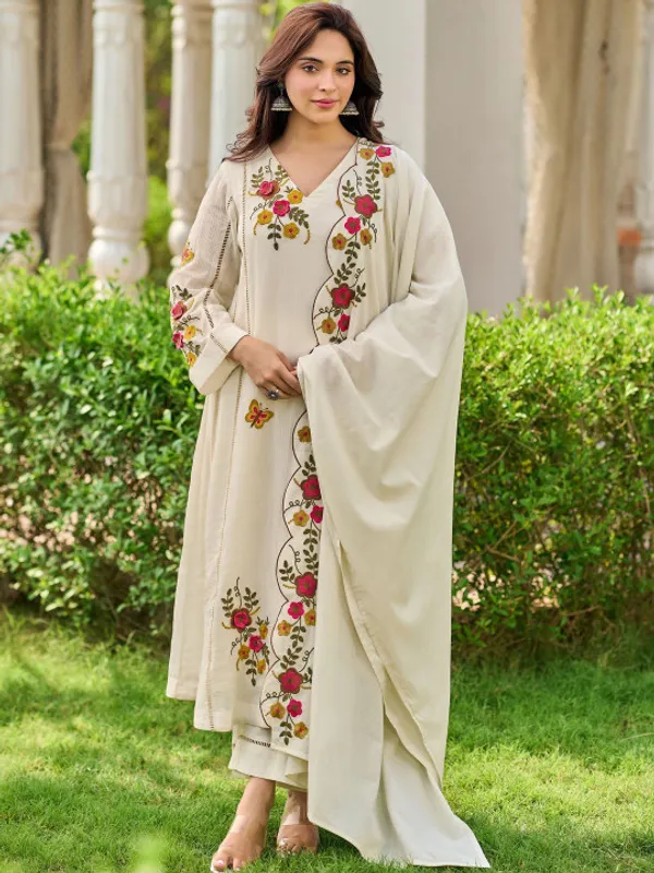 Cream_Embroidered_Straight_Kurta_Set_for_Women