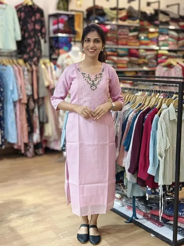 Blue_Textured_Straight_Kurta_For_Women