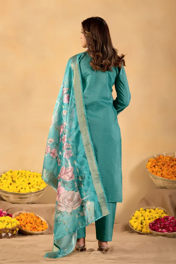 Teal_Cotton_Embroidered_Kurta_Set_for_Women