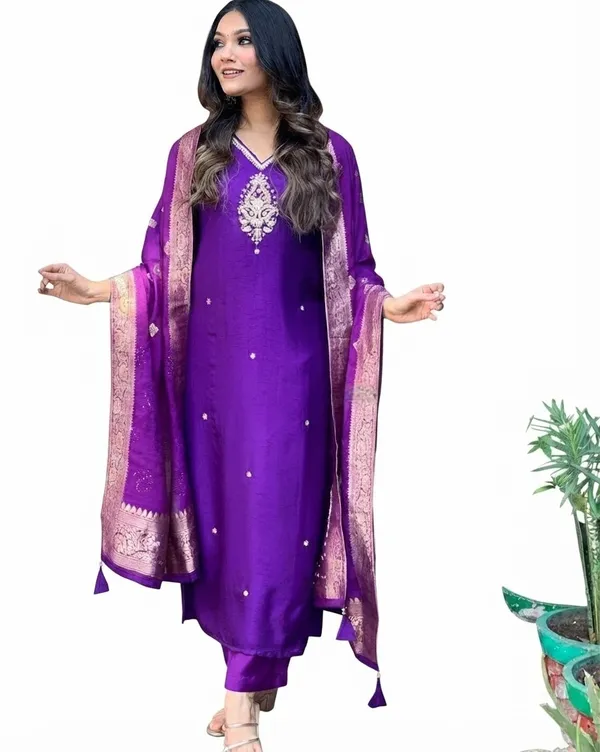 Purple_Embroidered_Kurta_Set_With_Dupatta_For_Women