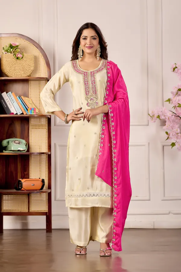 Cream_Embroidered_Ethnic_Kurta_Set_for_Women