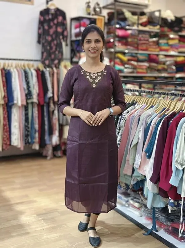 Blue_Textured_Straight_Kurta_For_Women