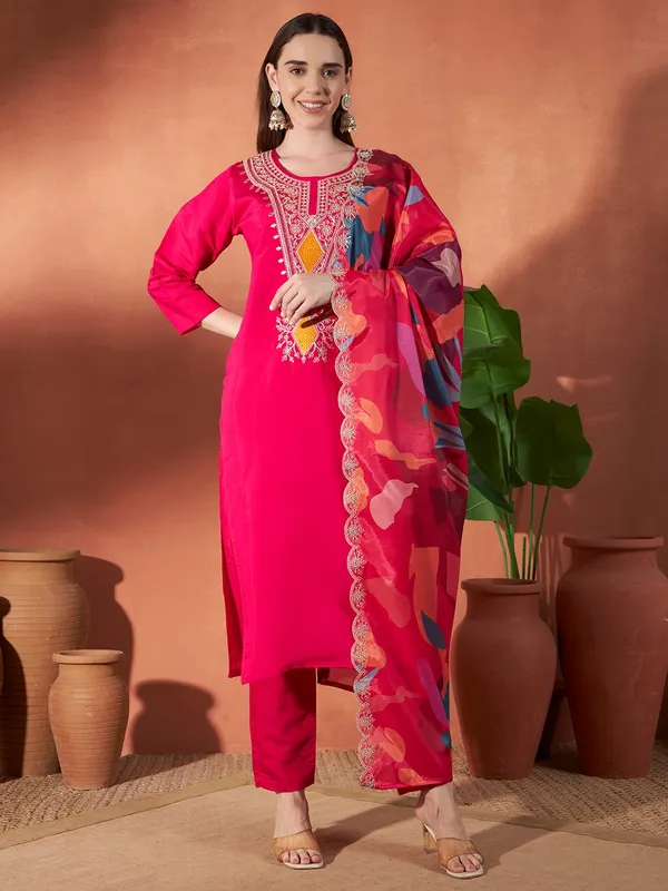 Pink_Printed_Embroidered_Salwar_Suit_Set_for_Women
