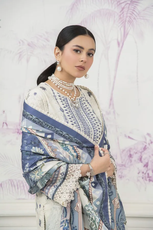 Off_White_Printed_Straight_Kurta_Set_For_Women