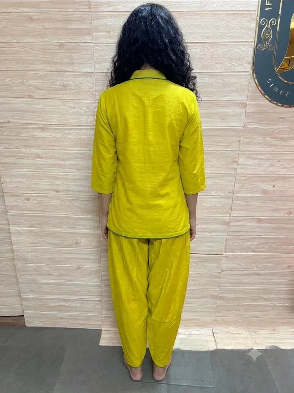Yellow_Printed_Straight_Kurta_Set_For_Women
