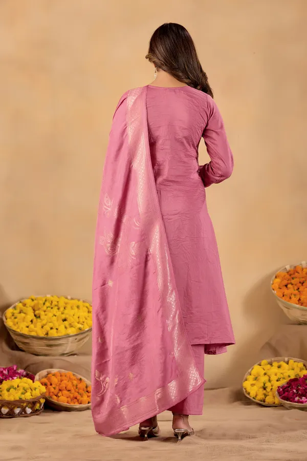 Pink_Cotton_Embroidered_Kurta_Set_With_Dupatta_For_Women
