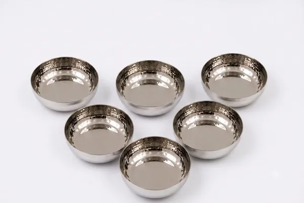 Stainless_Steel_Serving_Plates