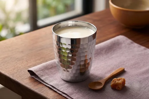 Stainless_Steel_Drinking_Tumbler