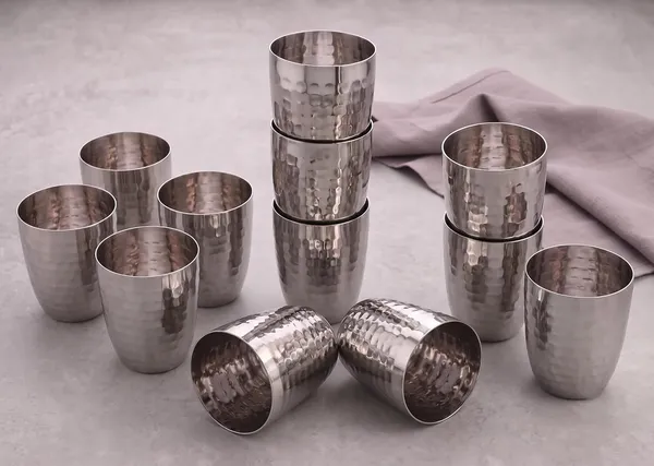 Stainless_Steel_Drinking_Tumbler