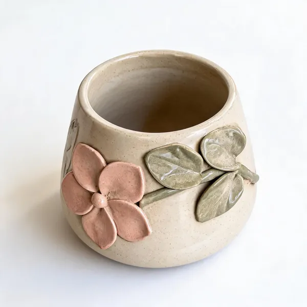Ceramic_Indoor_Floral_Accent_Planter