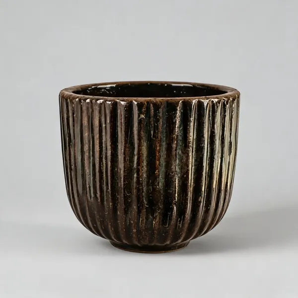 Ceramic_Home_Decor_Ribbed_Brown_Planter
