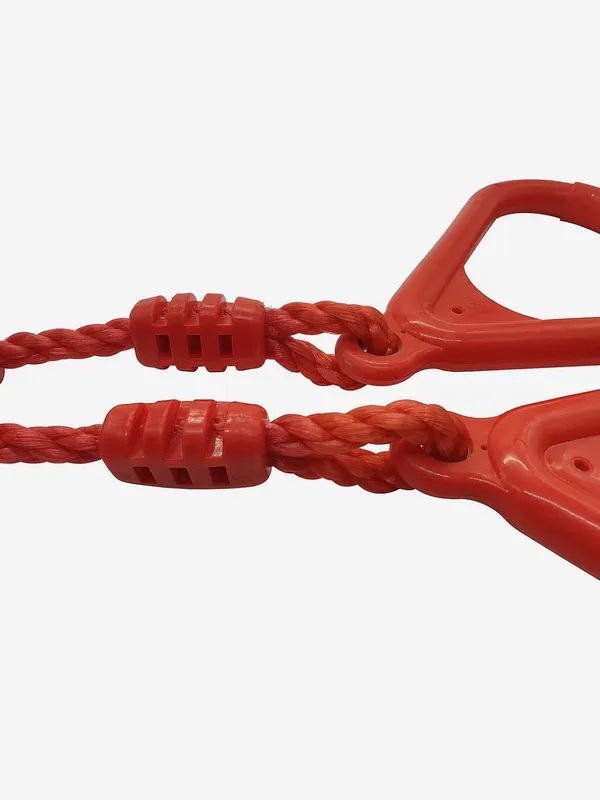 Reznor_Heavy_Duty_Triangle_Rings_Set_Of_2_Red