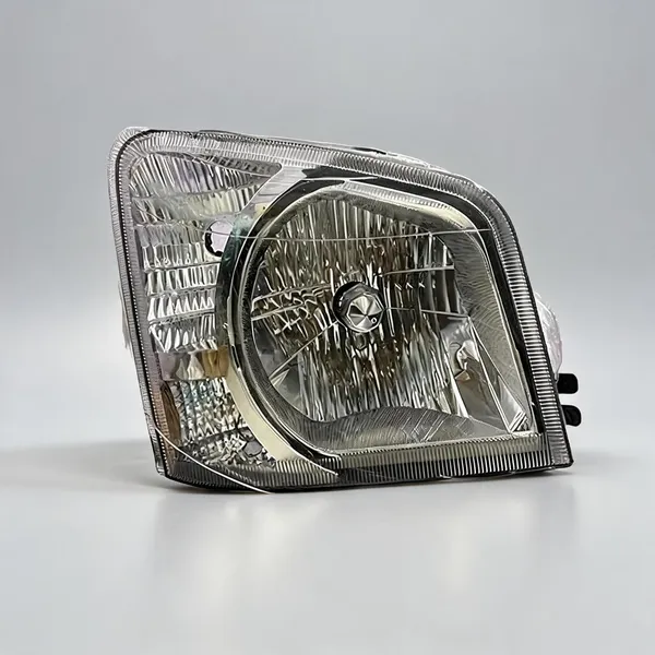 Headlight_suitable_for_Mahindra_()