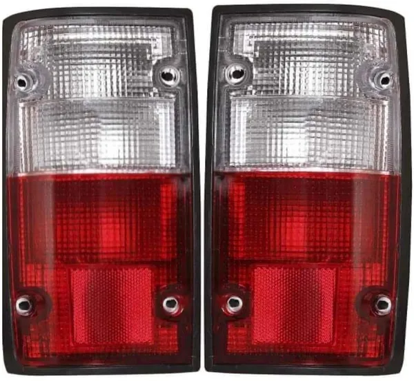 Tail_Light_suitable_for_Toyota_Qualis_()