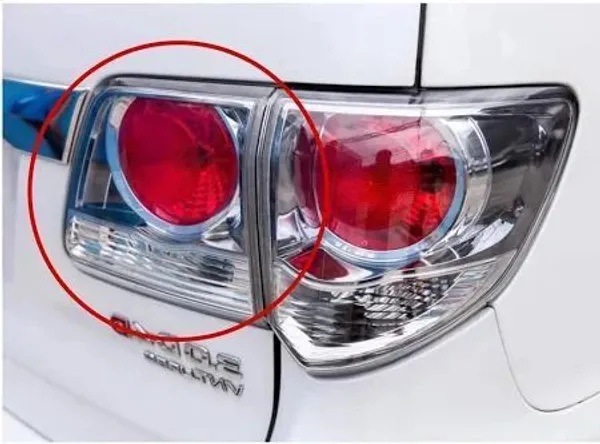 Tail_Light_suitable_for_Toyota_Fortuner_()
