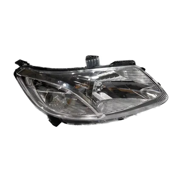 Headlight_suitable_for_Chevrolet_Sail_()