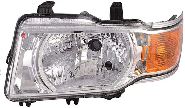Headlight_suitable_for_Chevrolet_Tavera_()