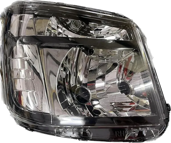 Headlight_suitable_for_Tata_Ignitor_()