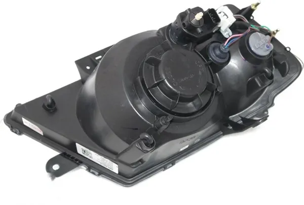 Headlight_suitable_for_Tata_()