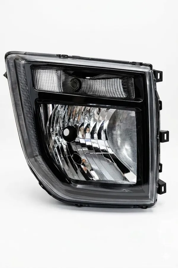 LED_Headlight_suitable_for_Mahindra_Brio_()