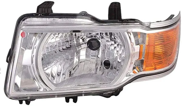 Headlight_suitable_for_Chevrolet_Tavera_()