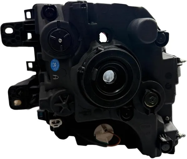 Headlight_suitable_for_Mahindra_()