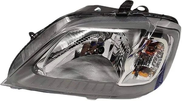 _Headlight_suitable_for_Mahindra_Logan,_Verito_()