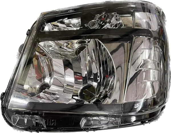 Headlight_suitable_for_Tata_()