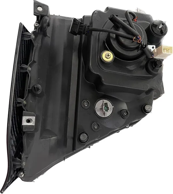 Headlight_suitable_for_Tata_()