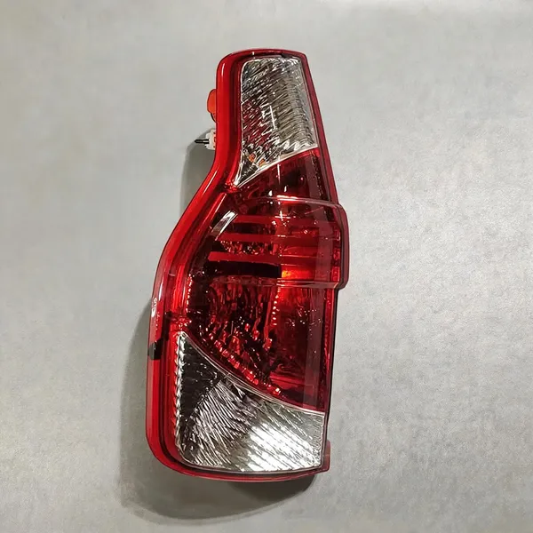 KK_PRODUCT_Tail_Light_suitable_for_Mahindra_Xylo_()