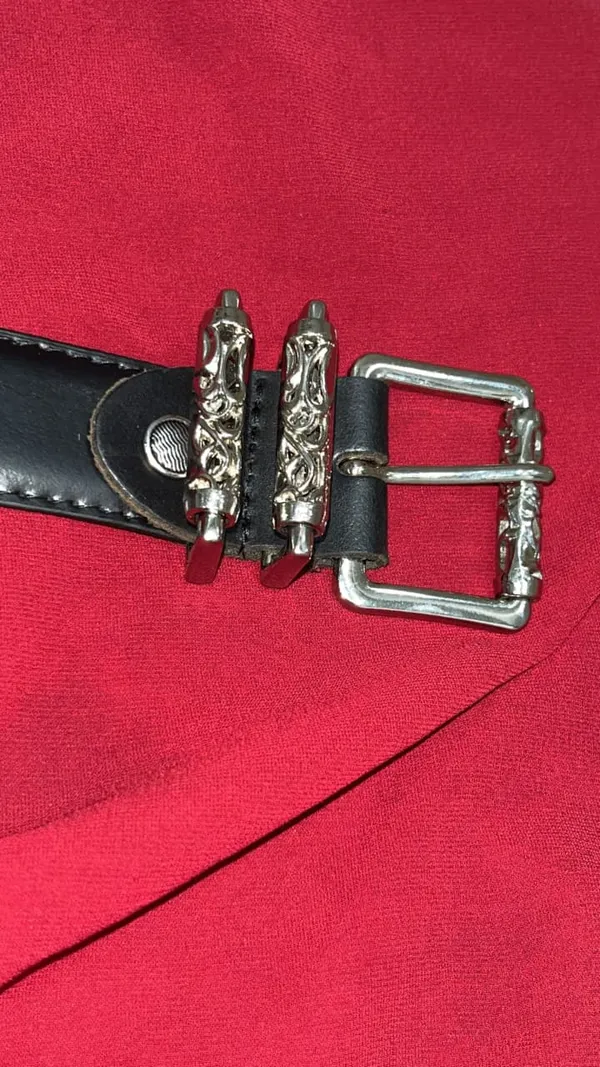 Black_Grain_Leather_Ornate_Silver_Buckle_Belt_For_Unisex