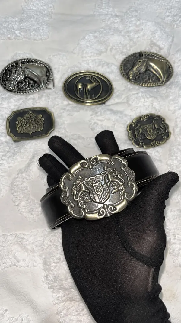 Black_Grain_Leather_Western_Crest_Buckle_Belt_For_Unisex