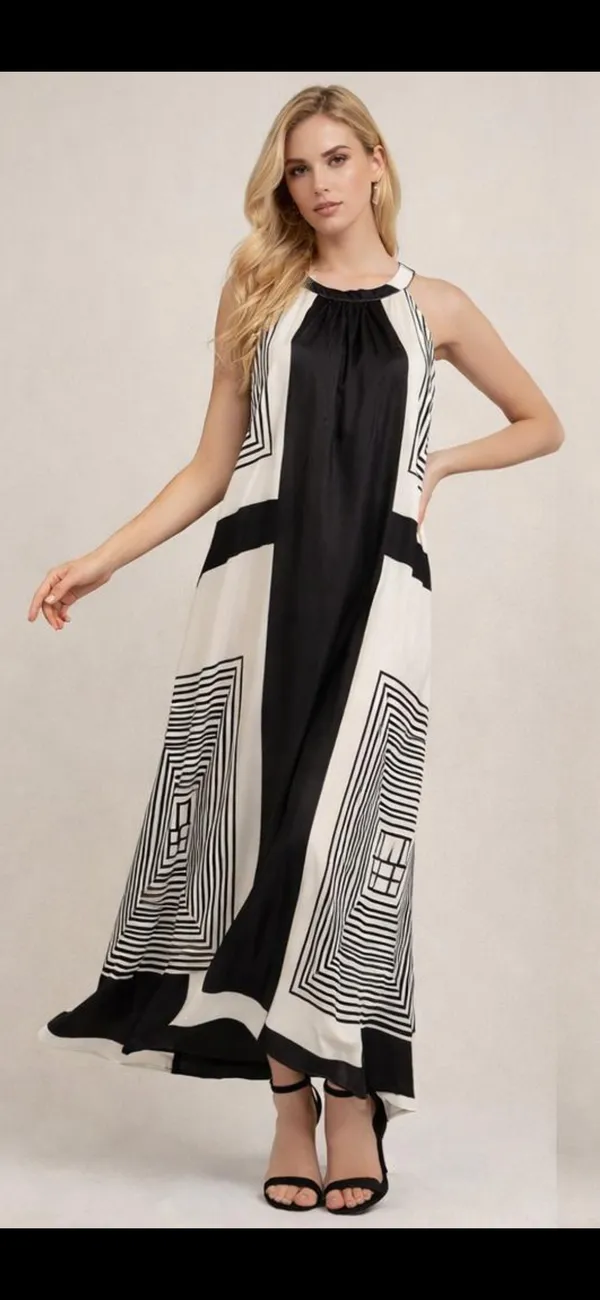 Black_And_White_Printed_Maxi_Dress_For_Women