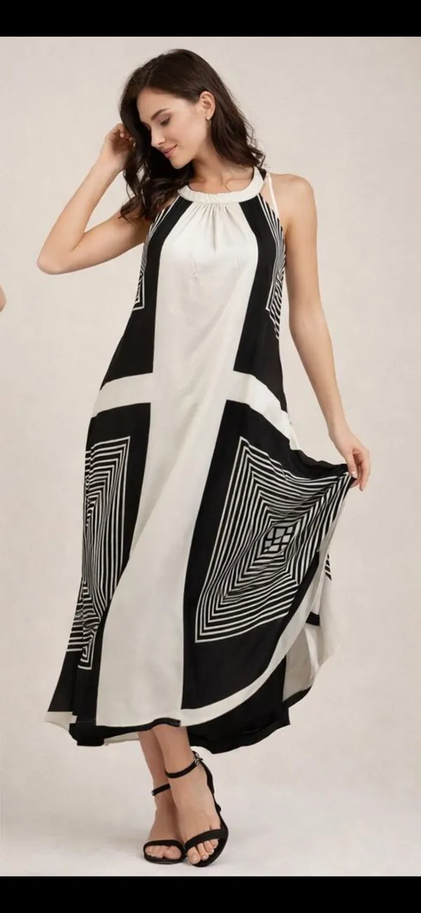 Black_And_White_Geometric_Print_Maxi_Dress_For_Women