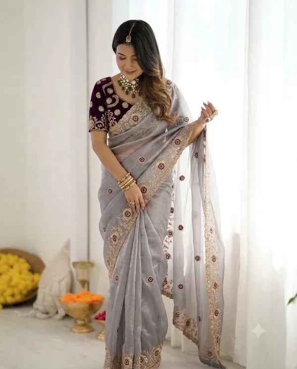Grey_Embroidered_Saree_For_Women
